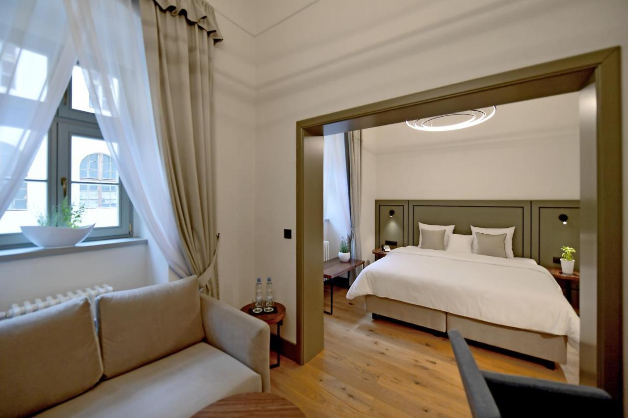 Herbal Hotel