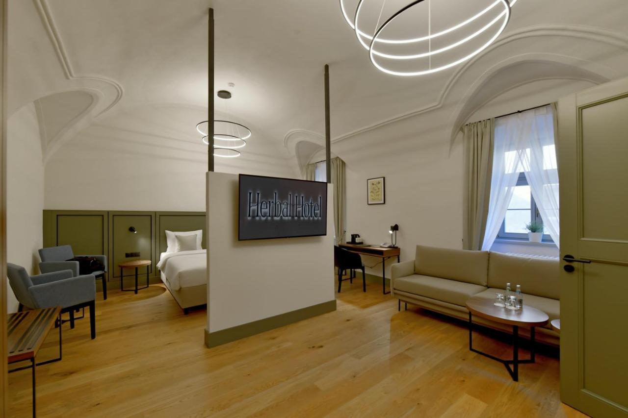 Herbal Hotel