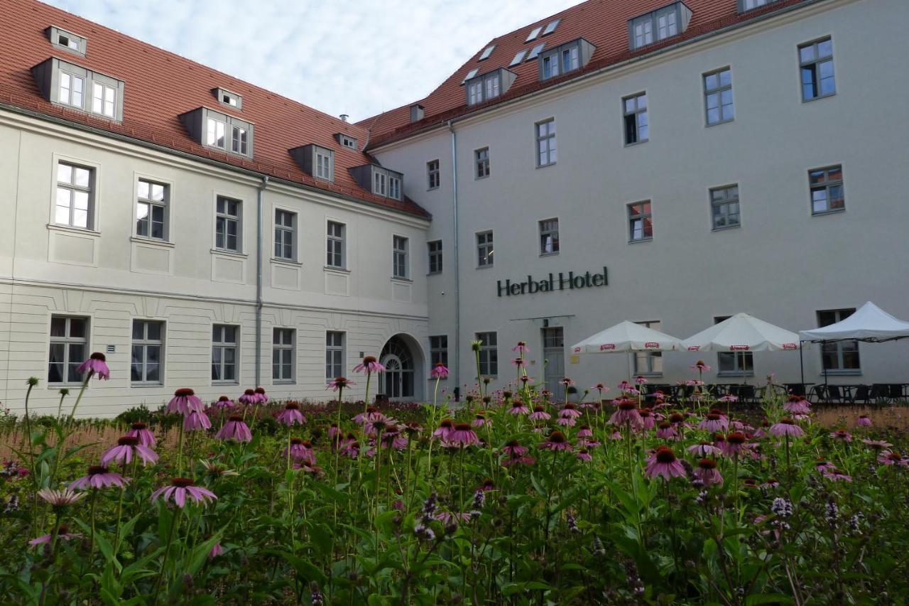 Herbal Hotel 3*