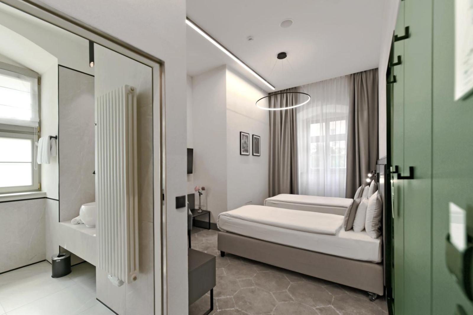 Herbal Hotel 3*